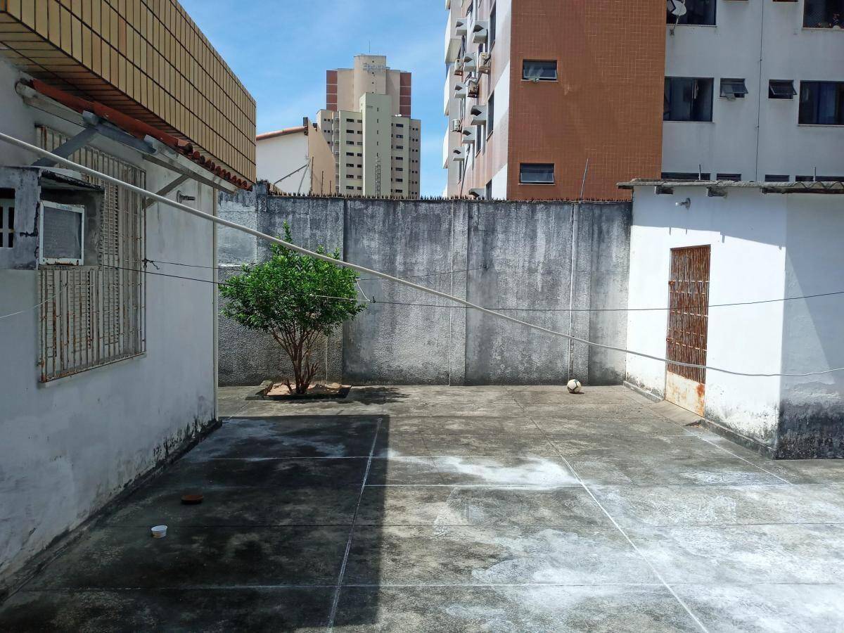 Casa, 4 quartos, 259 m² - Foto 7