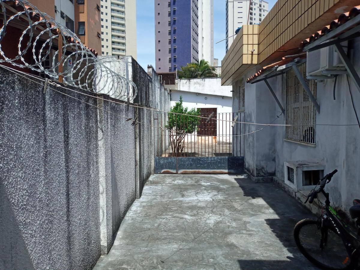 Casa, 4 quartos, 259 m² - Foto 9
