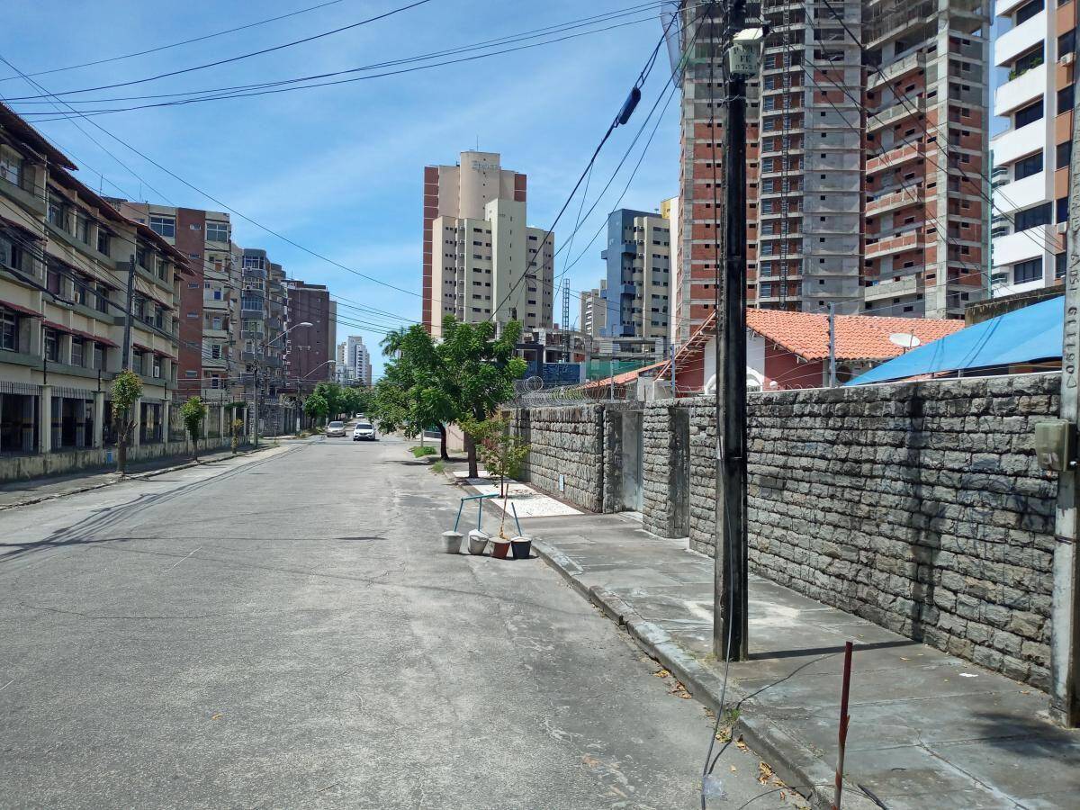 Casa, 4 quartos, 259 m² - Foto 13