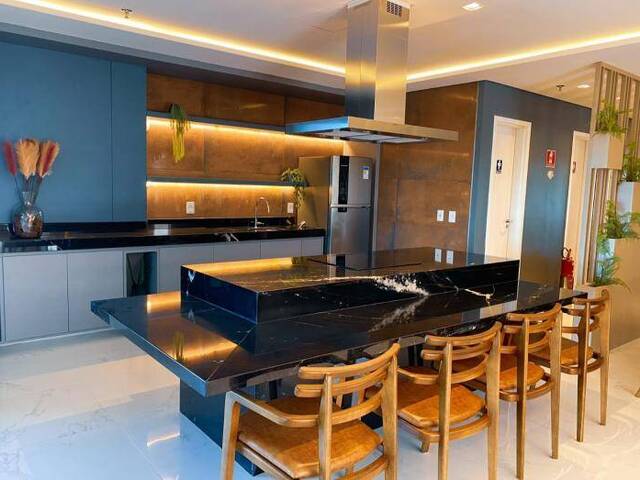 #1004 - Apartamento para Venda em Fortaleza - CE