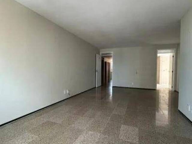 #1009 - Apartamento para Venda em Fortaleza - CE