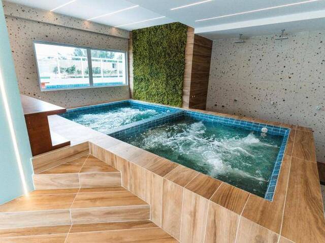 #1015 - Apartamento para Venda em Fortaleza - CE