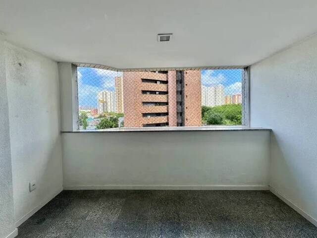 Apartamento para Venda em Fortaleza - 4